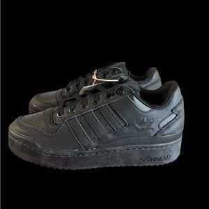 Size 5 - Adidas Forum Bold Stripes Triple Black W